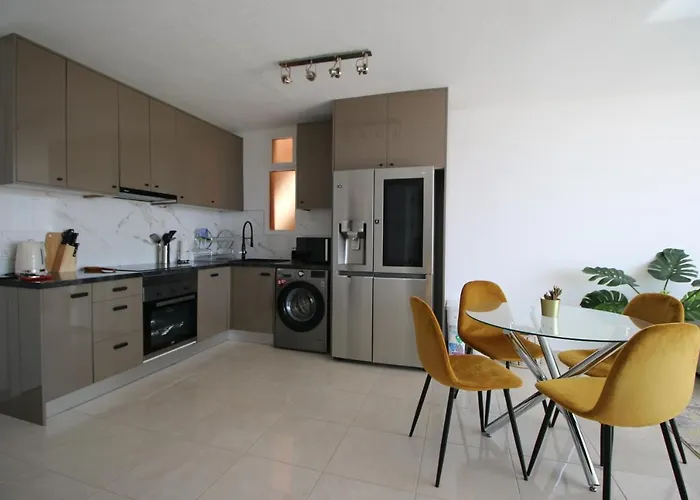 Casita Maria - Luxurious 1-bedroom With Sea Views And Pool