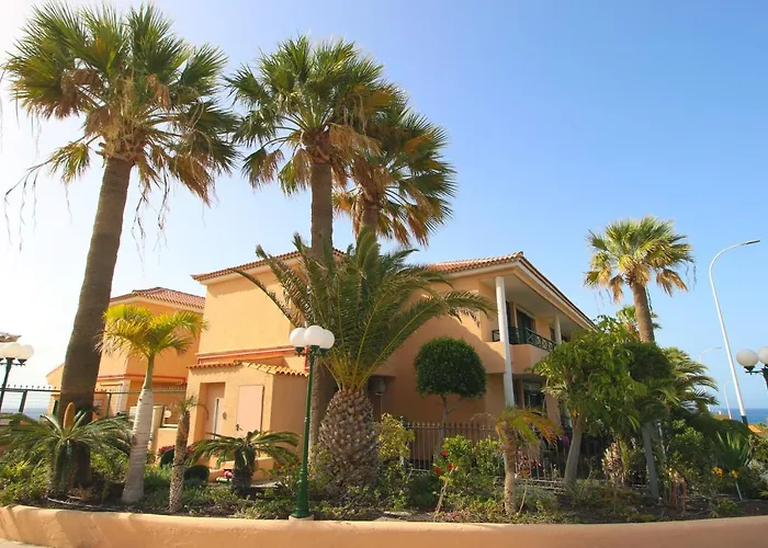 Casita Maria - Luxurious 1-bedroom With Sea Views And Pool דירה סן מיגל דה אבונה