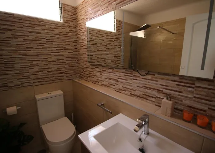Casita Maria - Luxurious 1-bedroom With Sea Views And Pool San Miguel de Abona