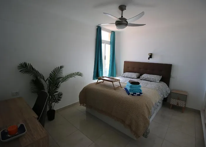 Casita Maria - Luxurious 1-bedroom With Sea Views And Pool *